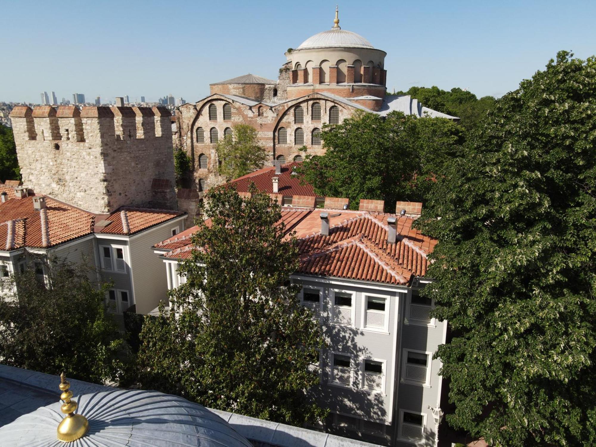 Hagia Sofia Mansions Istanbul, Curio Collection By Hilton Hotel Exterior photo